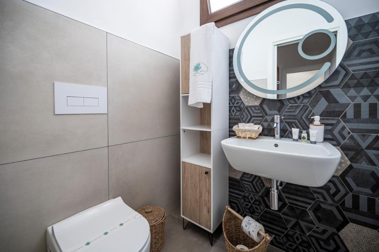 Villa Carmiano Luxury Bedrooms In Avola In The Province Of Syracuse With Spa And Swimming Pool And Wonderful Seaview Exterior foto